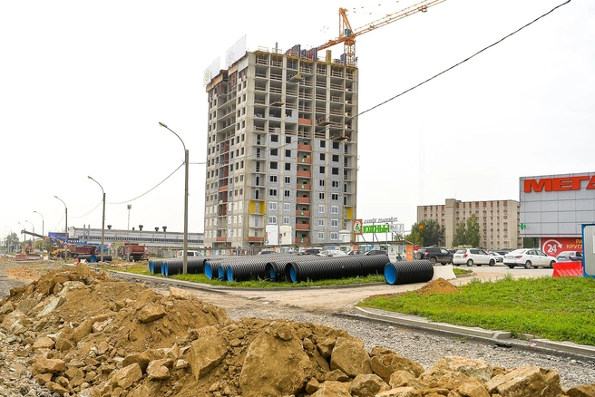 За качеством строительства следят генподрядчик, технический заказчик и областной департамент государственного Жилстройнадзора | Источник: Максим Воробьев