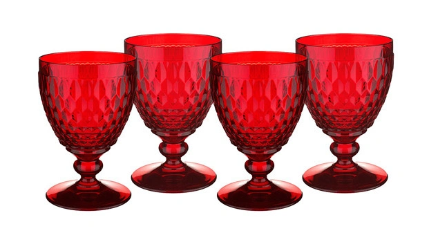 Красный уголок: красный цвет в интерьере