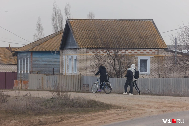 По мнению эксперта, часто к преступности приобщаются в юном возрасте | Источник: Алексей Волхонский / V1.RU