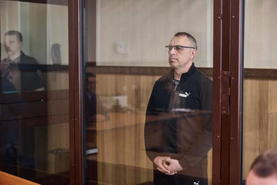 Камин, калитка и дорогая сантехника: за что судят экс-главу ЗСЖД