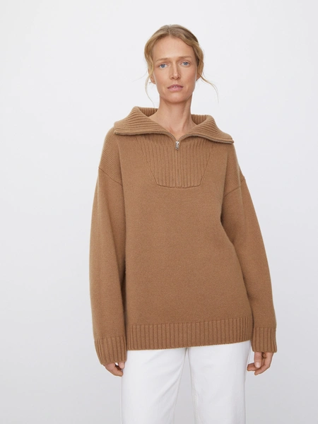 Свитер 12storeezЦена: 22 980 руб.Где купить: 12storeez.com
