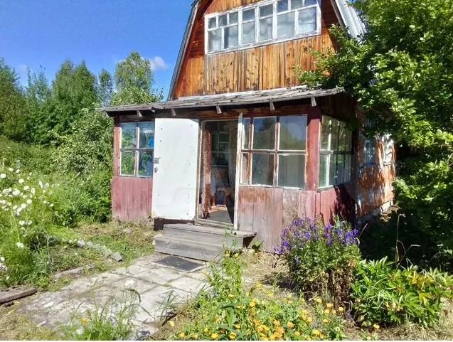 Основные стены дома построены из кирпича | Источник: Аvito.ru