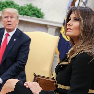 Мелания Трамп продолжает игнорировать мужа-президента