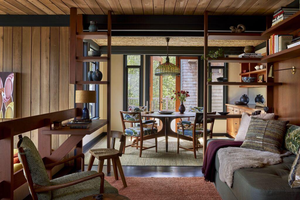 Новая жизнь дома 1960-х годов в Калифорнии | Источник: Лора Джолиет