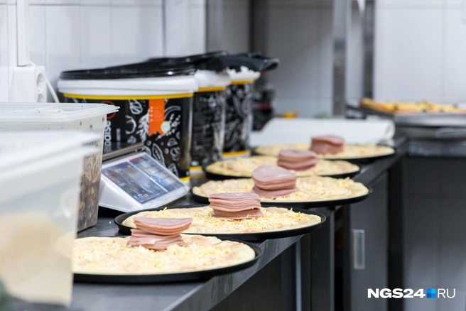 Нужно только разложить | Источник: Мария Ленц / NGS24.RU