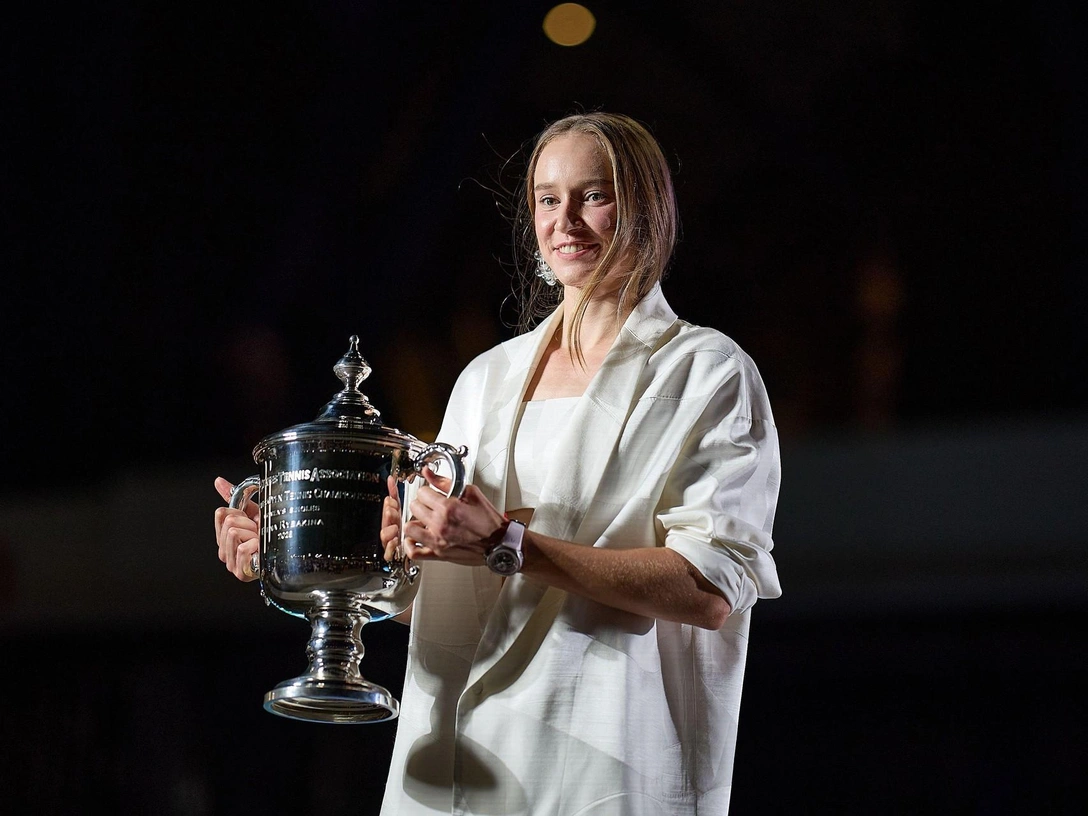 Сколько заработала Елена Рыбакина за победу на US Open — это рекордные призовые! | marieclaire.ru