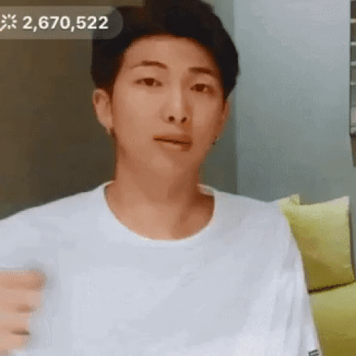 RM из BTS обжегся во время купания в джакузи с мемберами