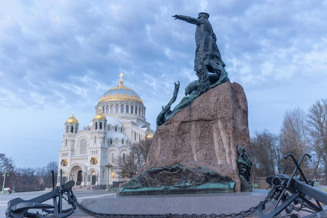 Набережная и дворец культуры: Беглов рассказал об изменениях в Кронштадте | Источник: Сергей Михайличенко/ «Фонтанка.ру»