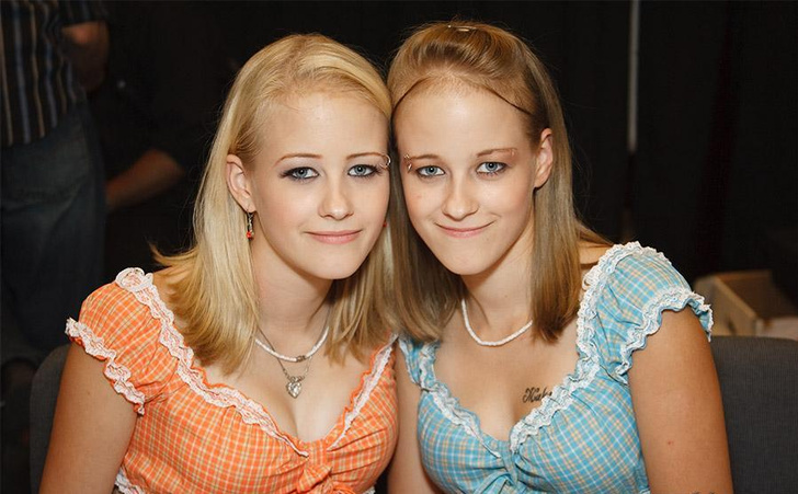 Русские порно актрисы сестры близняшки, онлайн видео