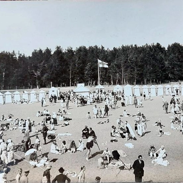 Терийоки. Пляж, 1920-е годы.(с) Фотография из архива Paavo Porkka. | Источник: предоставлено сайтом terijoki.spb.ru
