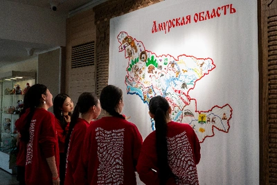 В Благовещенске открылась постоянная выставка вышитой карты