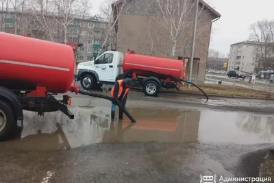 С улиц Благовещенска за сутки откачивают 135 кубометров воды