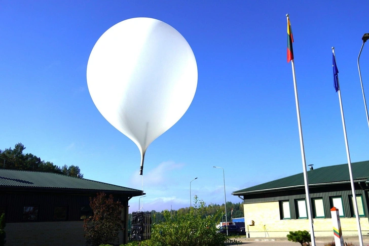 Таможня не дает добро: 8 способов, с помощью которых контрабандисты пытаются тайком провезти в Европу дешевые сигареты | Источник: vsat.lrv.lt