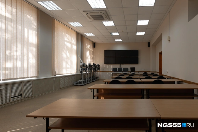 Работать нужно будет в колледже | Источник: Кирилл Башинский / NGS55.RU