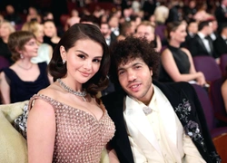 Селена Гомес и Бенни Бланко поженились