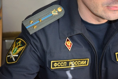 Арест автомобиля помог взыскать компенсацию морального вреда