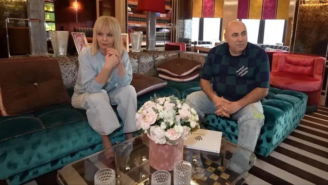 Шелк на потолке, кожа угря на стенах и шуба за миллион долларов: как выглядит квартира Валерии и Иосифа Пригожина