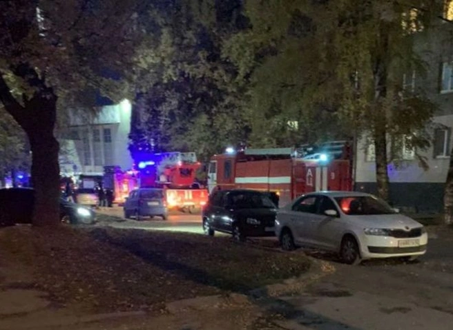 На вызов в общежитие РГУ на улице Урицкого выехали 11 пожарных машин | ya62.ru