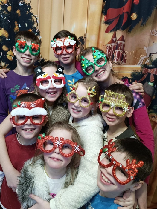 Веселая семейка в Новый год | Источник: архив семьи Коняевых