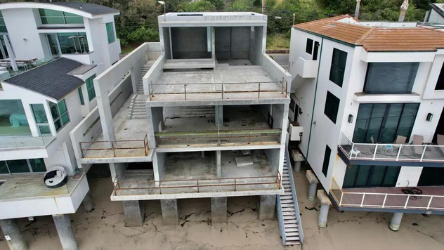 Канье Уэст продает свой дом в Малибу за 53 миллиона долларов — его построил Тадао Андо!