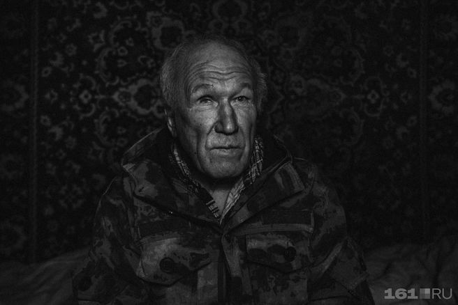 Дед Витя не привык просить помощи ни у кого | Источник: Евгений Вдовин / 161.RU