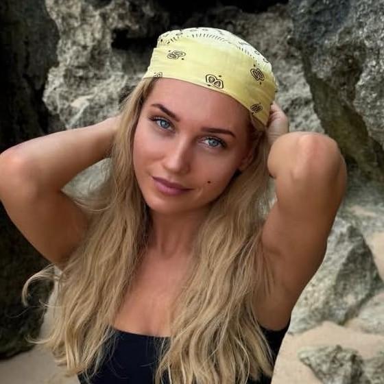 «Что за лысый персонаж?»: Кристина Асмус впервые показала лицо возлюбленного-кинооператора