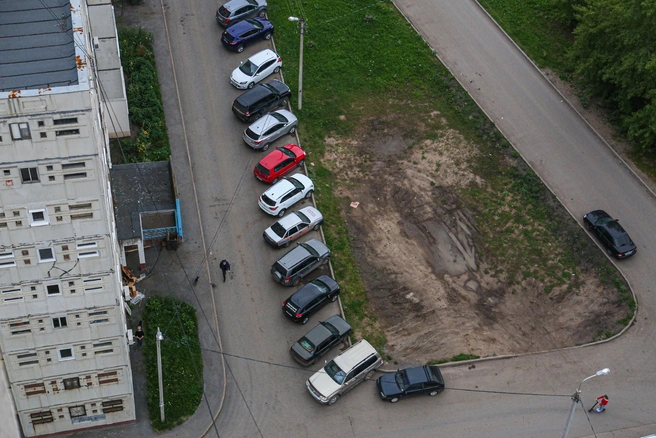 Нарушения правил парковки за неделю потянули в Петербурге на 12 млн рублей штрафов | Источник: Тимур Шарипкулов / UFA1.RU