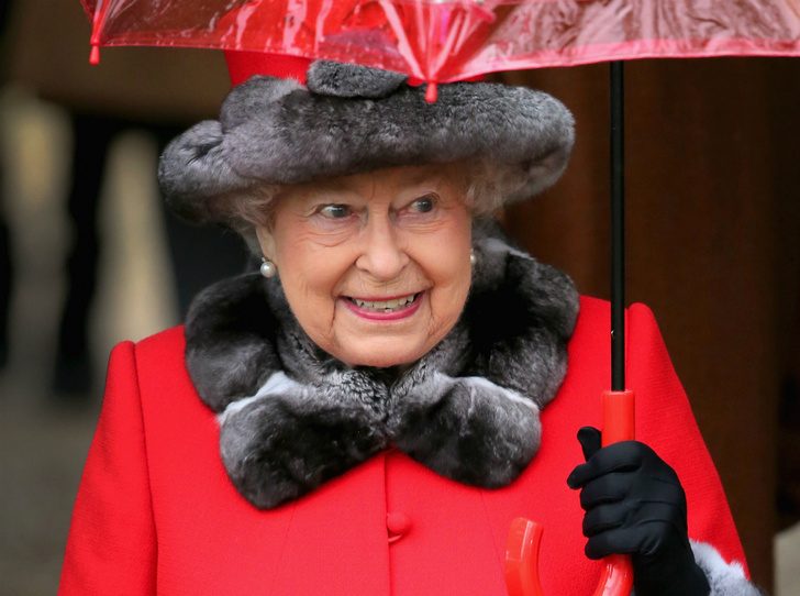 Неприятный гость: от кого Королева пряталась в саду Букингемского дворца