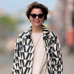 Винтажный бомбер, балетки Miu Miu и шелковые платки: Татьяна Брухунова поделилась новой подборкой весенних образов