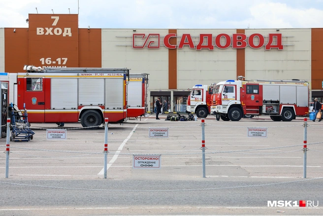 Что происходит на рынке «Садовод» спустя сутки после происшествия | Источник: Артём Устюжанин / MSK1.RU