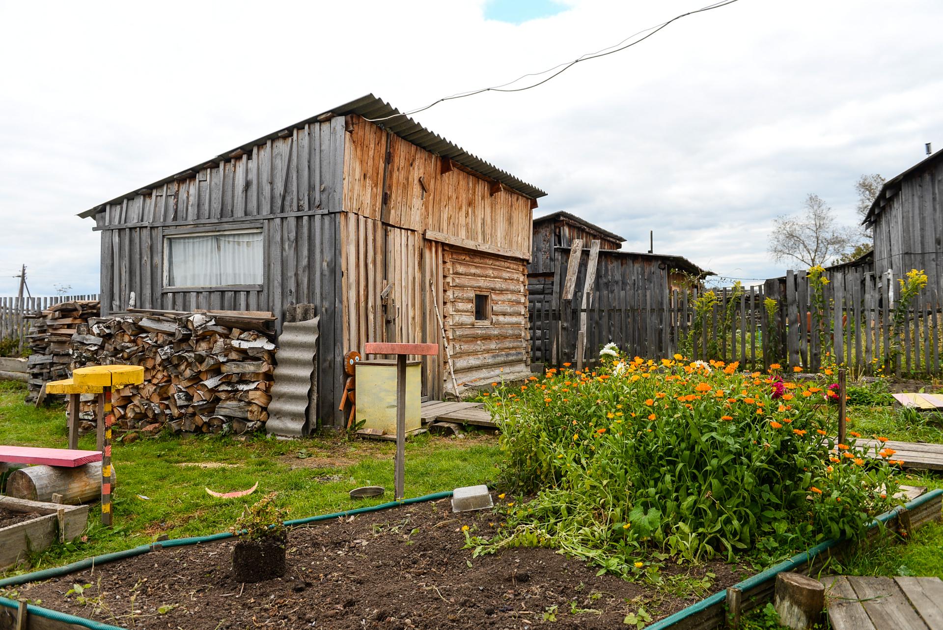 В тюменском селе инвалид избил женщину тростью до полусмерти и бросил умирать