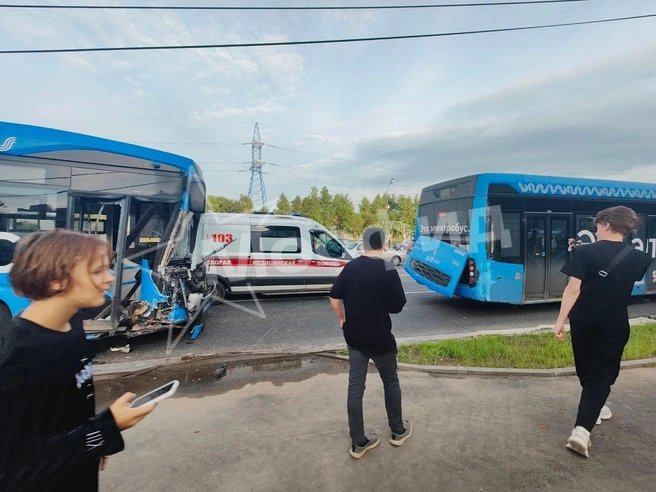 Одному из пострадавших в ДТП детей — три года | Источник: Мосфид Новости Москвы / T.me