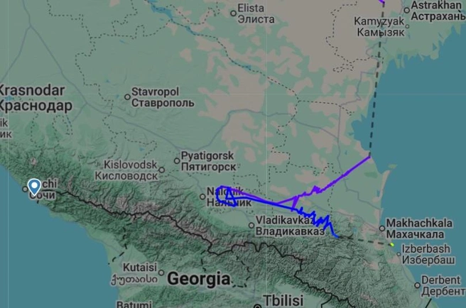 Маршрут рейса SU-1130 Москва — Сочи, который сел в Махачкале | Источник: flightradar.ru