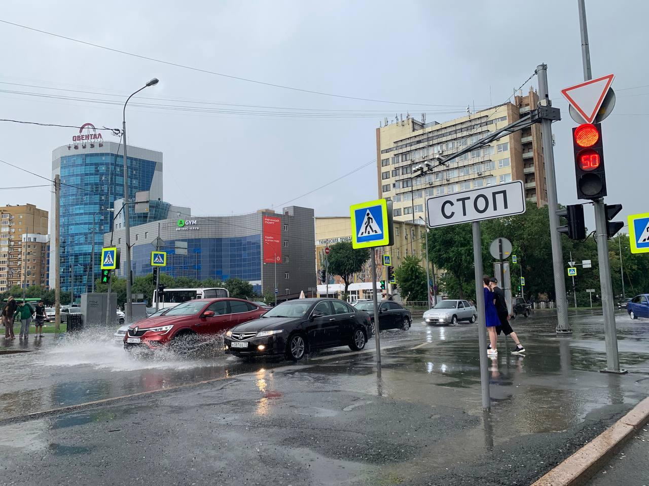 В Тюмени отключили электричество из-за урагана, какие районы тюмени  остались без света - 19 июля 2023 - 72.ру