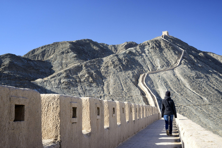 Зачем на самом деле построили Великую Китайскую стену? 4 версии, про 3 из которых вы вряд ли слышали