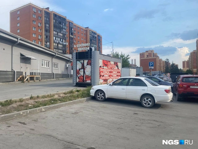 Шум моторов не даёт спать по ночам, призналась флорист | Источник: Эмиль Фукс / NGS.RU