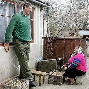 Фото №1 - Самым высоким человеком планеты признан украинец