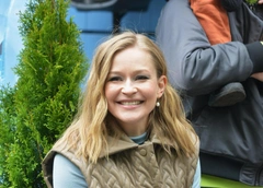 Юлия Пересильд, расставшаяся с Михаилом Тройником, объявила о новом романе: «У меня есть вторая половинка»