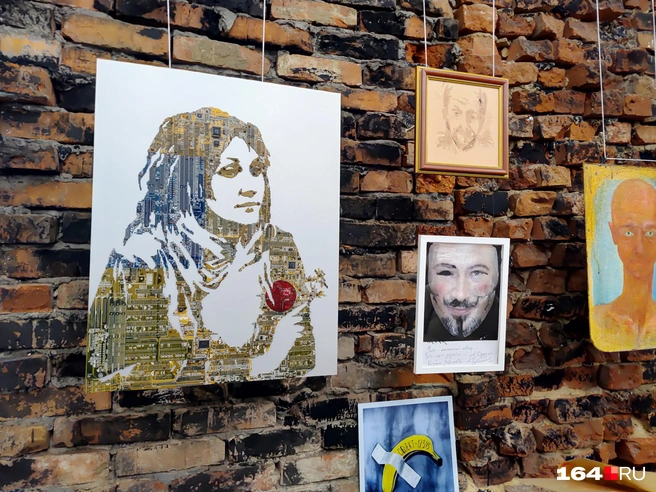 Выставка «Доска почета» | Источник: Сергей Гендин / 164.RU