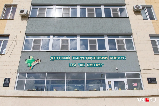 Девочку перевели из реанимации в профильное отделение | Источник: Алексей Волхонский / V1.RU