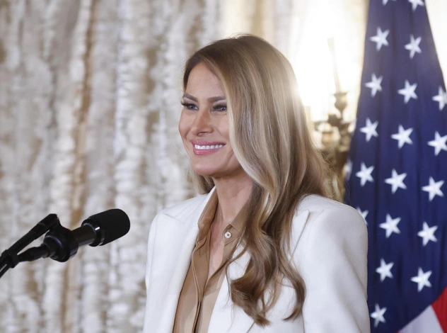 Как Мелания Трамп выглядит без своих знаменитых каблуков