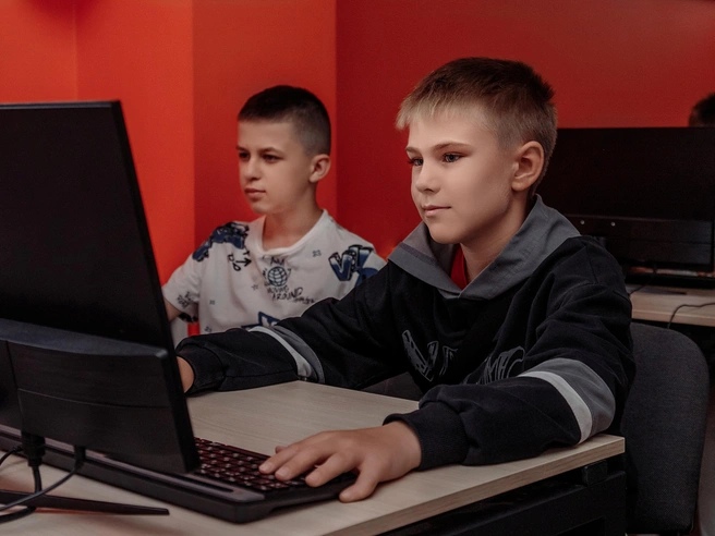 Дети узнают о возможностях IT-технологий | Источник: «Академия ТОП»