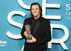 Поддельный Джим Керри: как один выход актера подогрел теорию заговора