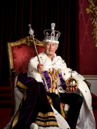 Этот день вошел в историю: коронация Карла III в фактах и фотографиях