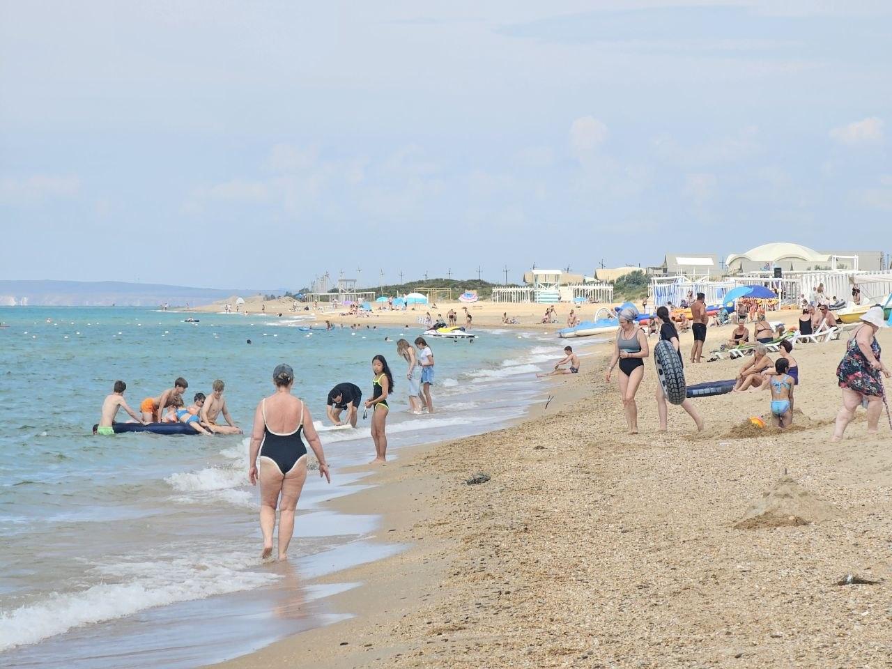 Вода — до +28 °C. Что происходит на пляжах Краснодарского края?