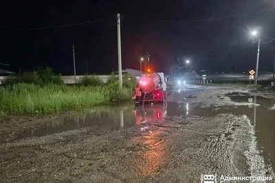 Коммунальщики Благовещенска откачали около 100 тысяч литров воды за сутки