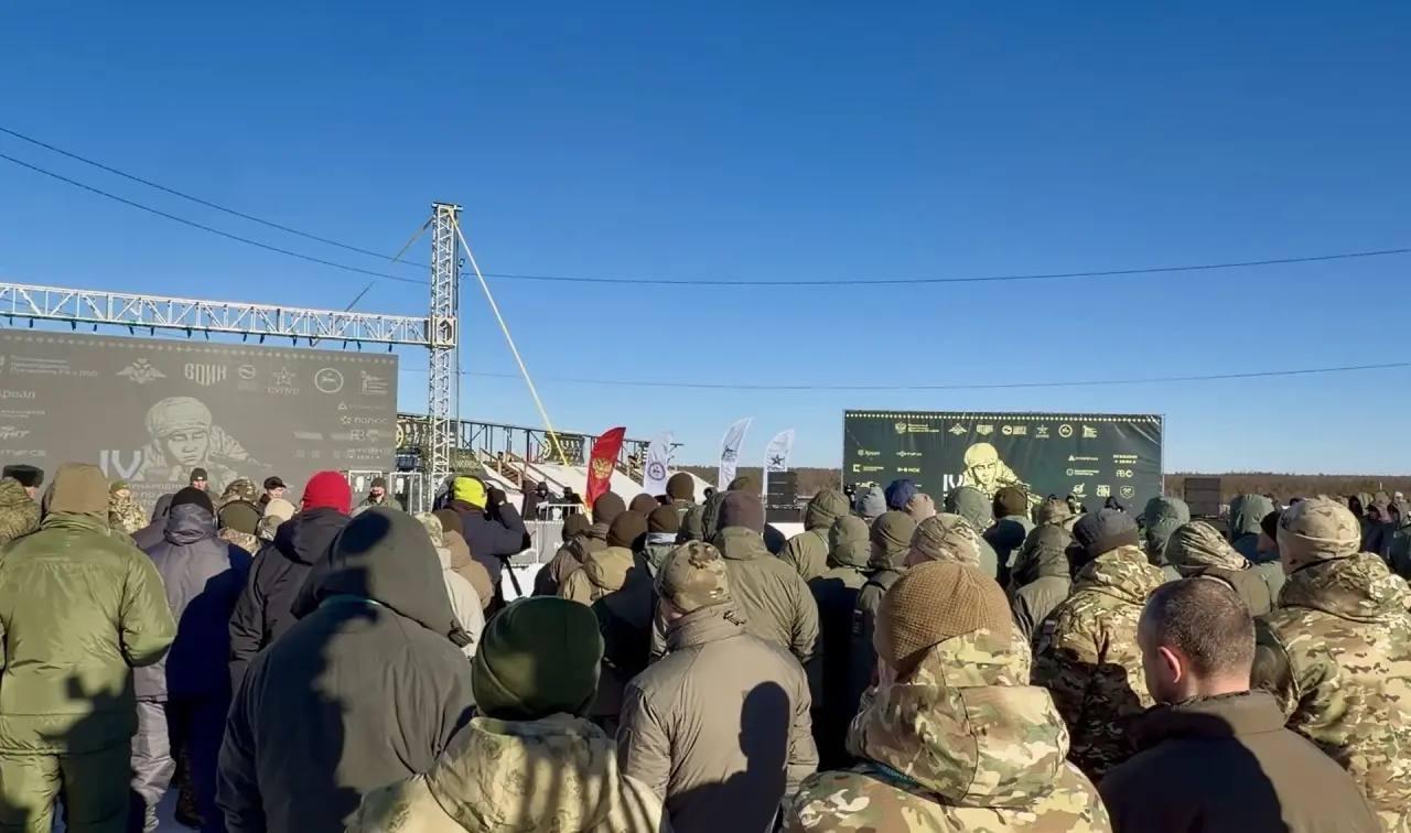 Полпред Трутнев открыл международный турнир снайперов на стрелковом полигоне под Якутском