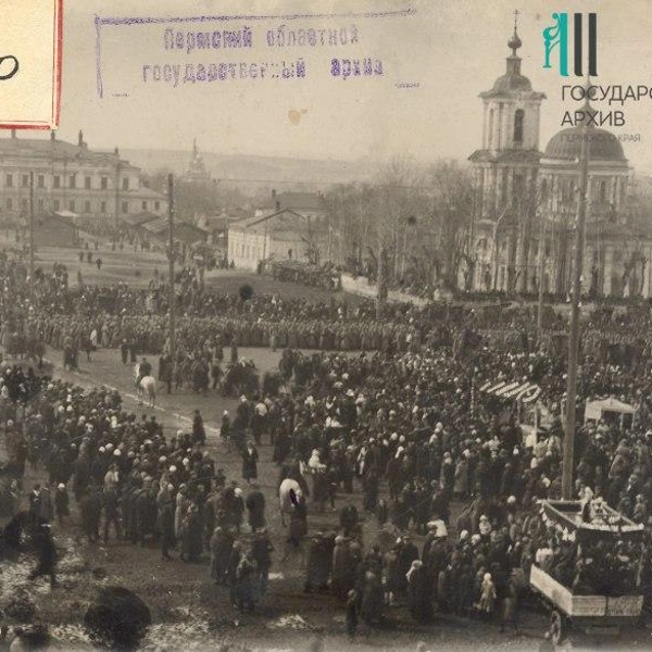 1 мая 1926 года, Сенная (ныне — Октябрьская) площадь | Источник: Государственный архив Пермского края