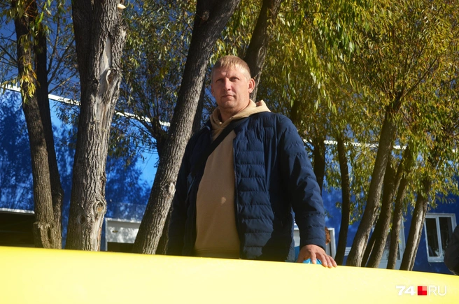 Денис Скрябин считает, что новое здание упростит тренировки и поможет привлечь новых учеников | Источник: Виталий Гущинский