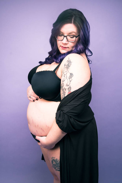 Беременные толстухи. Фотосессия беременных полных женщин. Фотосессия толстых беременных.